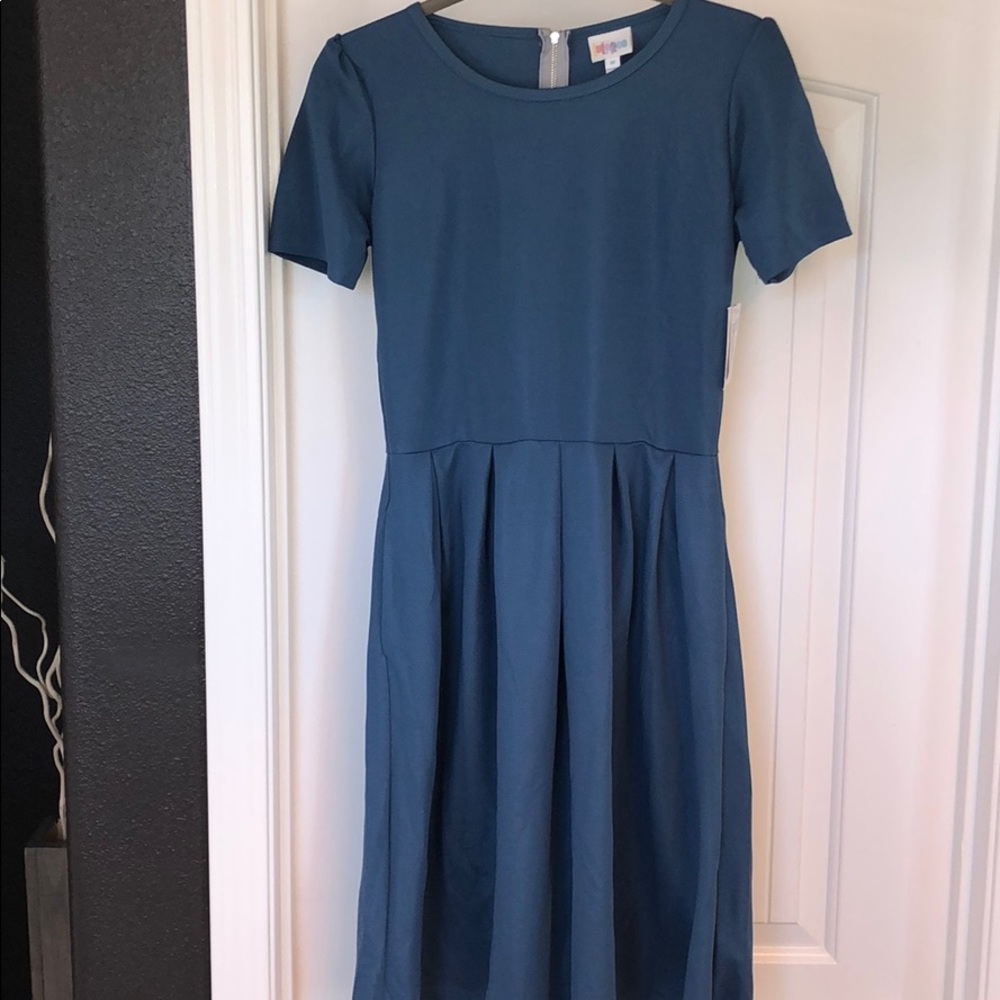 Lularoe Amelia M